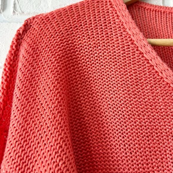 Lightweight Coral Knit High Low Cropped Drop Shoulder Sweater S - Picture 6 of 13